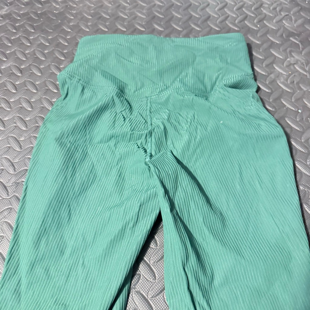 lululemon size 4 lego align legging bundle - Picture 5 of 6